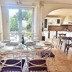 Villa Anthea *