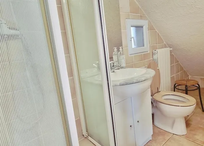 Anthea Saint-Raphaël