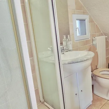 Anthea Сен-Рафаэль