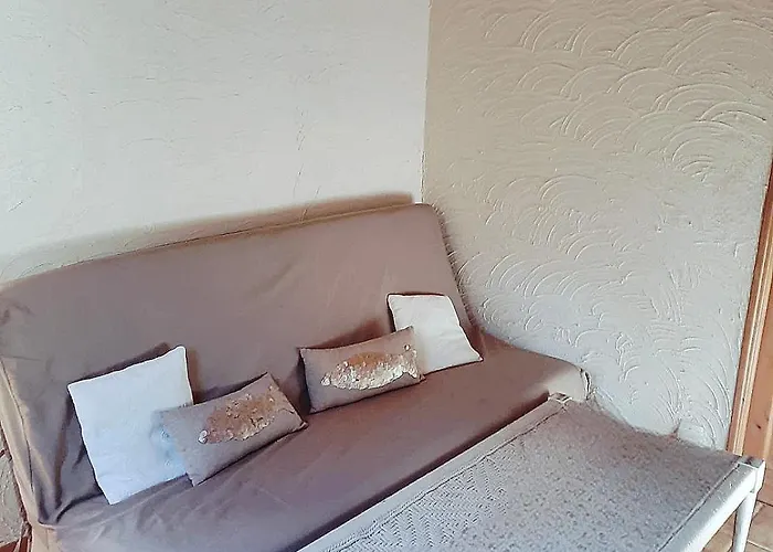 Anthea Saint-Raphaël